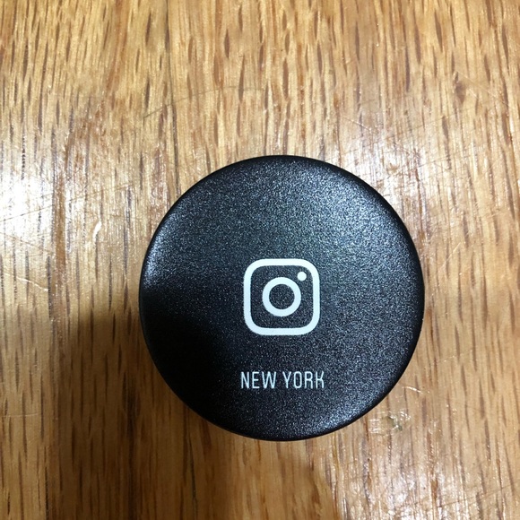 Exclusive New York Instagram pop socket - Picture 1 of 3
